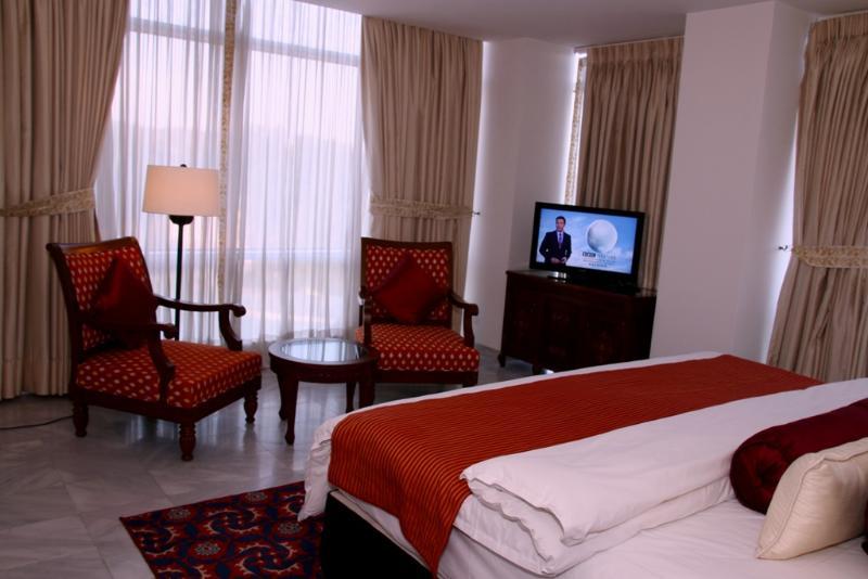Dushanbe Serena Hotel Exterior foto